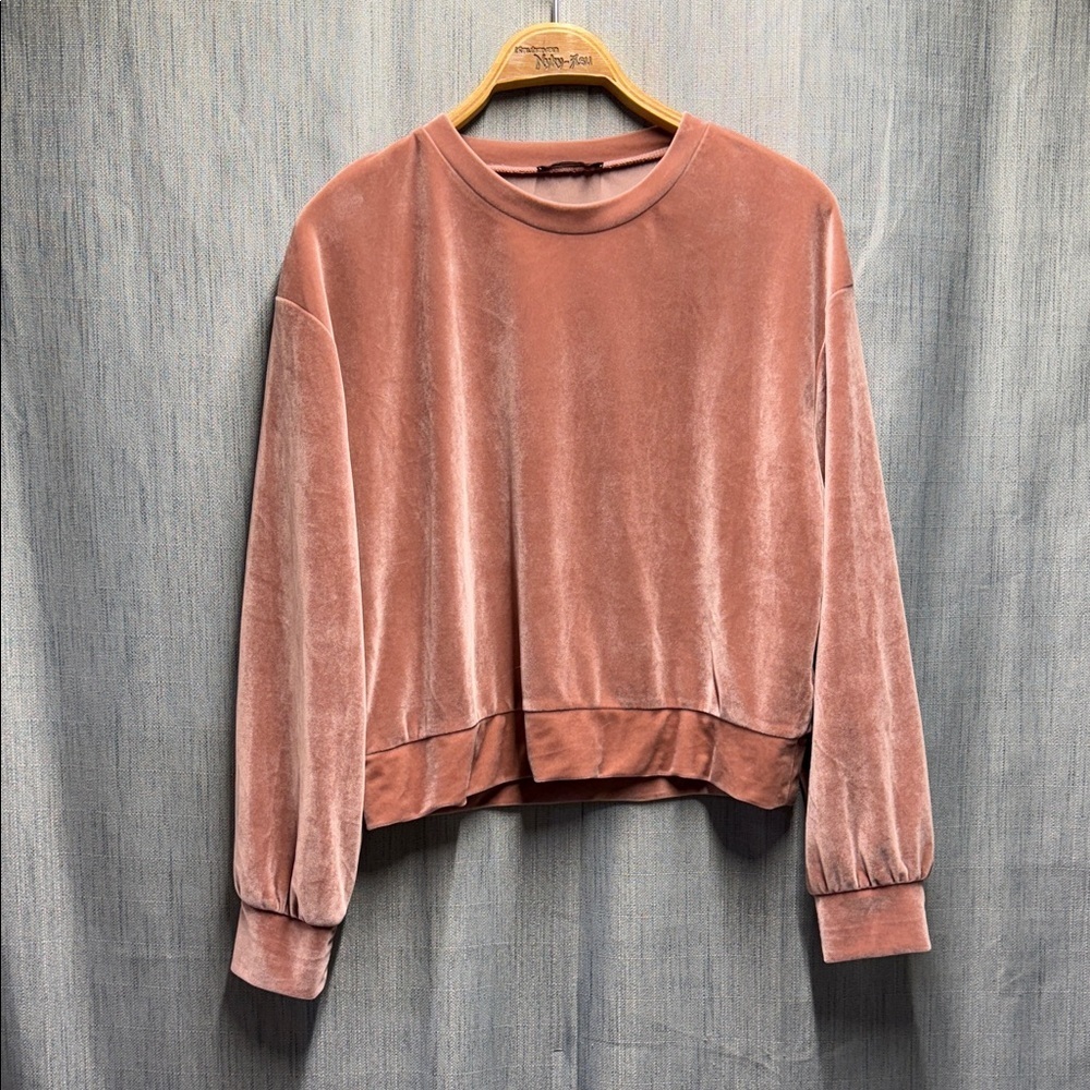 Zara Velvet like fabric Sweatshirt in Dusty Rose